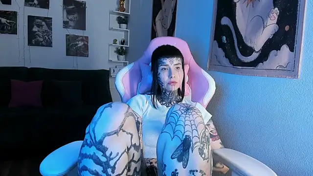 bloood__mary - Bloood__Mary's free webcam - UK Sex Cams