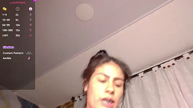 Salome_Cherie webcam