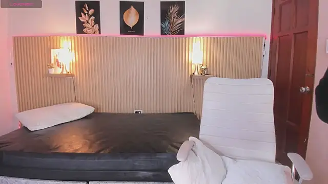 samanee_konn webcam