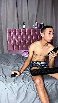 Antonella_And_Thiago webcam
