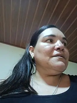 Zuleyka_47 live cam on StripChat
