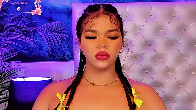 Keira_Fox31 webcam