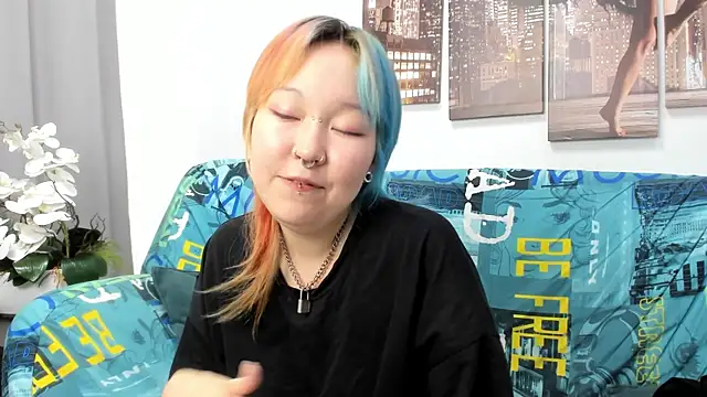 Cute__Kiko webcam