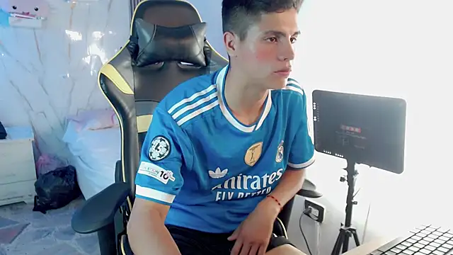 ascii_one (M twink) - SHOW CUMMM EXPLOSIVE
