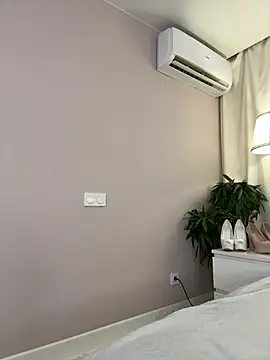 LillyNatty18 live cam on StripChat