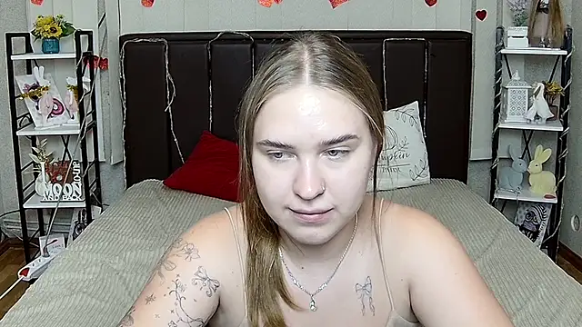 LauraHlot live-chat rom