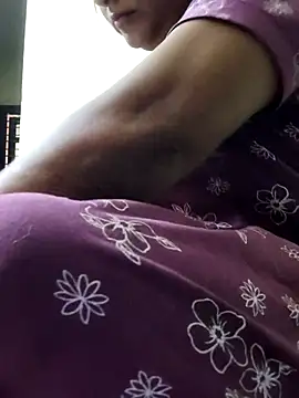 yamini1431 - Yamini1431's free webcam - UK Sex Cams