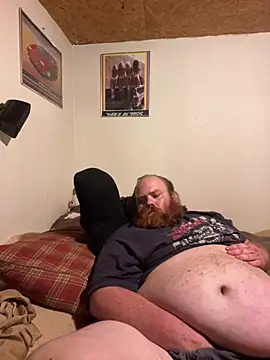 Bigfarmdaddy69 live sex cam