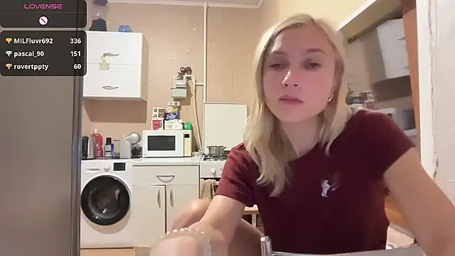 AngelJeni live cam on StripChat