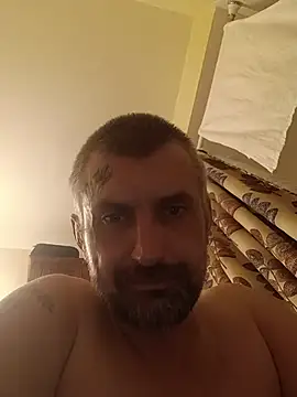 Viciouzz1 live cam on StripChat