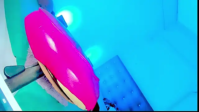 malahya_ live cam on StripChat