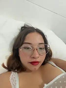AliciaWhite_nt live cam on StripChat