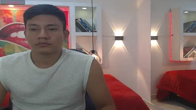 dominantboy4 (M twink) - cum show
