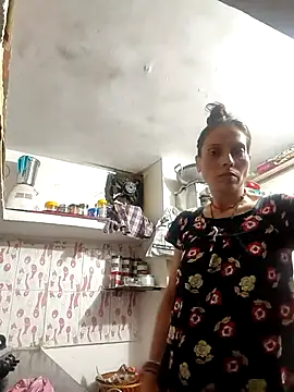 Sexy-Suhani2
