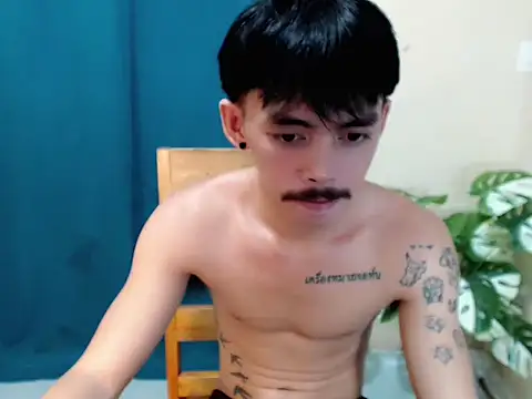 urhunky_boy webcam