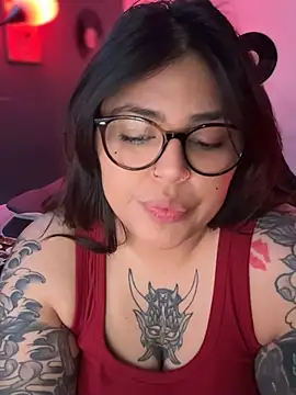 miacanela_xo's live room
