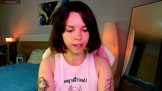 maya_campbell's live room
