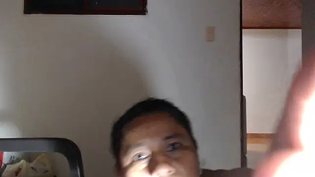 adrixxx38 webcam