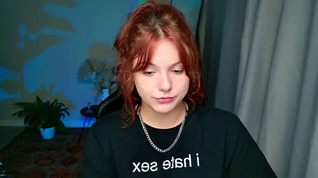 Elsie_Ginger live cam on StripChat