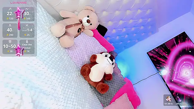 HottSalomee live cam on StripChat