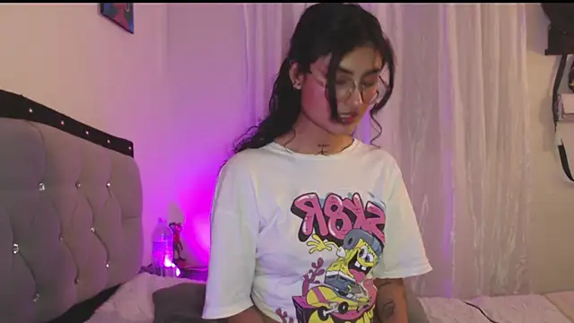 Lili_clan1 live cam on StripChat