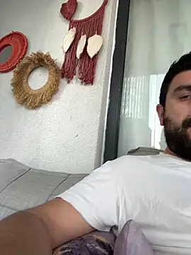 Emircan34 webcam