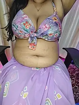 curvy_pooja (F young) - Ice 🧊 on bobbies