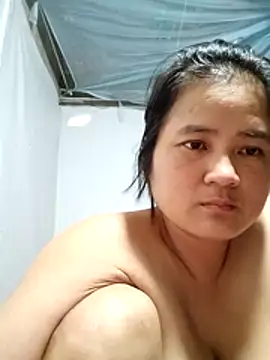 BigAss-69 webcam
