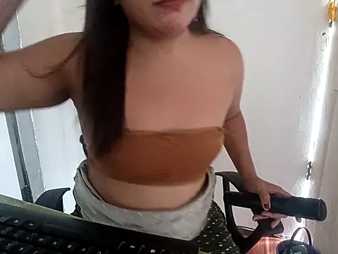 lady_pam2025 webcam