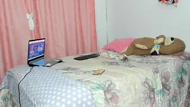 __Emma__11__Lecat_ webcam
