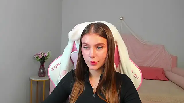 EricaFoxes webcam