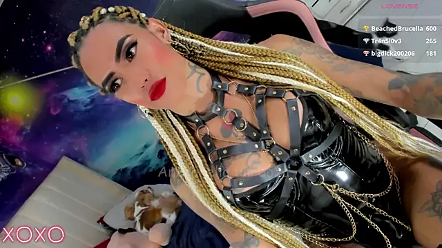 Nella_Dolls webcam