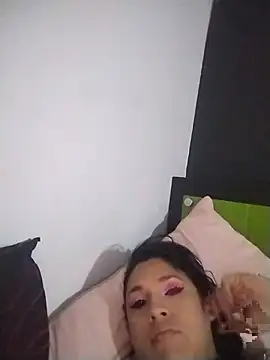 kimCosseyy webcam
