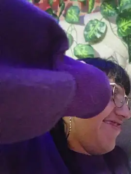 Cute_hollywood1 webcam
