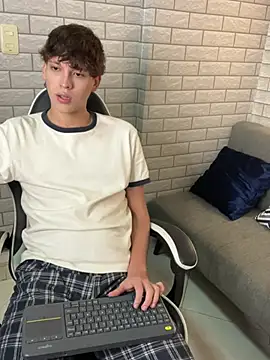 Nicola_hard webcam