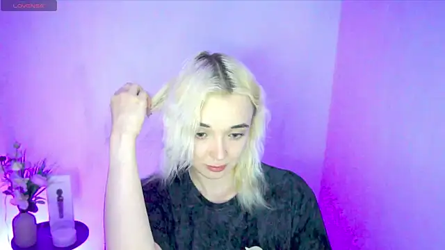Ashley_S webcam