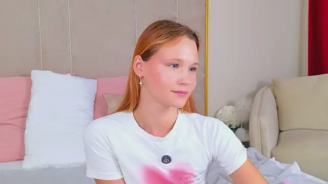 AmeliRoyse webcam