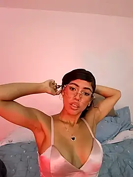 LILA_DERECK webcam