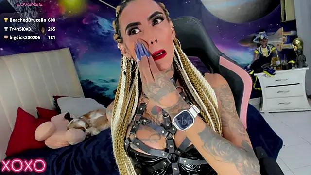 Nella_Dolls webcam
