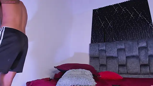 ThiagoSexy005 webcam