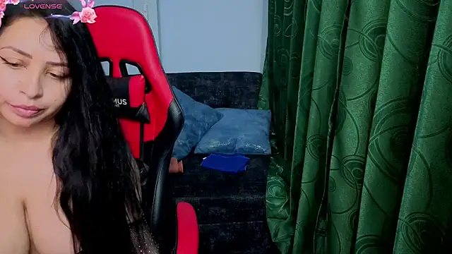 charlotee_lovee69 webcam
