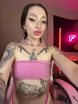Molly__Moon webcam