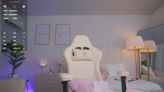Cristall_Bunny webcam