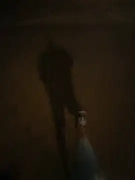 Gutti9369 webcam