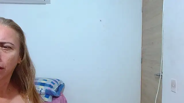 daniela_pra webcam