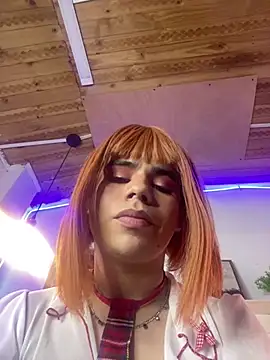 emma_cut3_ webcam