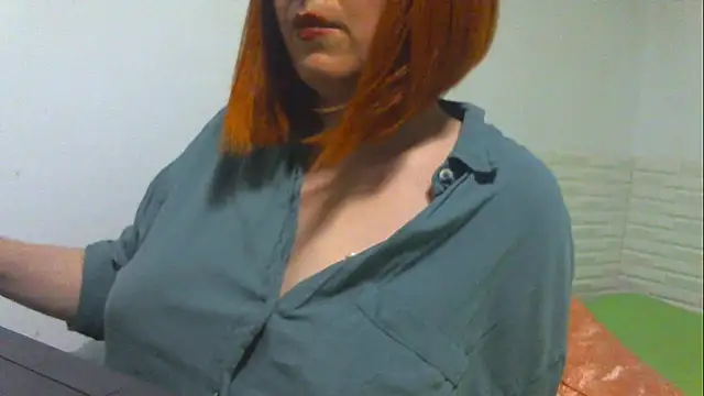 CrazyMary777 webcam
