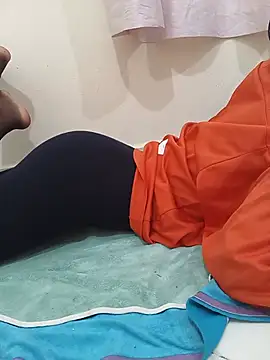 tastypiee webcam