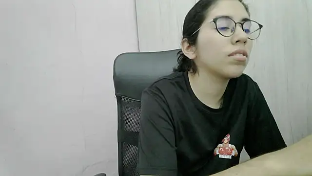 skinnyX333 webcam