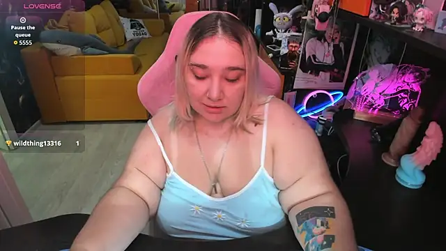 Softie_Sofy webcam